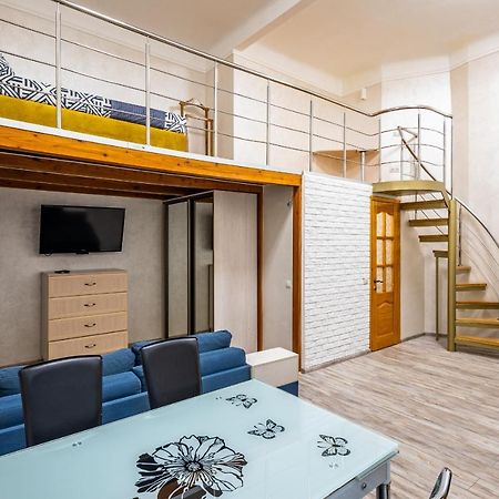 Apartment On Kovzhuna Street Лвив Екстериор снимка