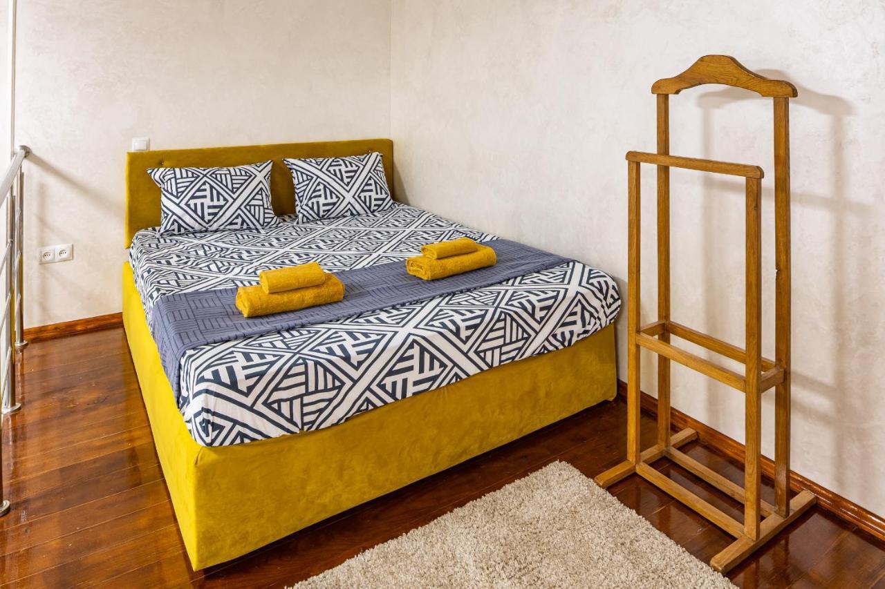 Apartment On Kovzhuna Street Лвив Екстериор снимка